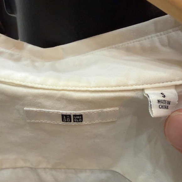 Women's Uniqlo White Tunic Shirt. - Picture 2 of 3